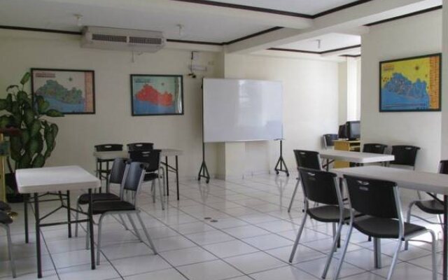 Hotel Villa Serena San Benito