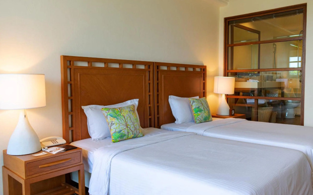The Moon Beach Museum Resort