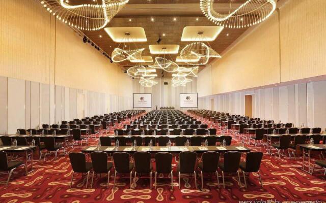 DoubleTree by Hilton Jakarta - Diponegoro