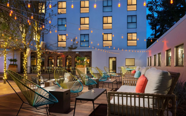 Studio Allston Hotel