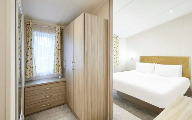 Host Stay Audley Lodge