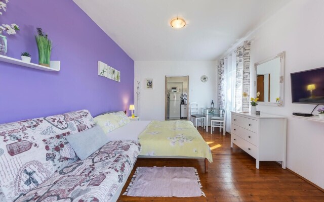 Awesome Apartment in Fazana With Wifi