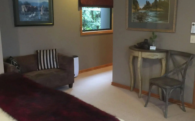 The Flying Trout Boutique Lodge