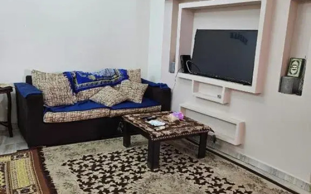 Pyrmids view suite