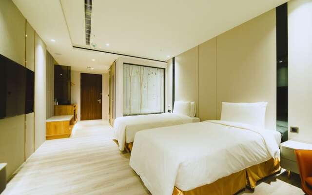 JingIn Hotel