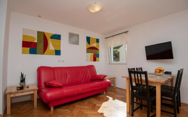 Awesome Apartment in Promajna With Wifi and 1 Bedrooms