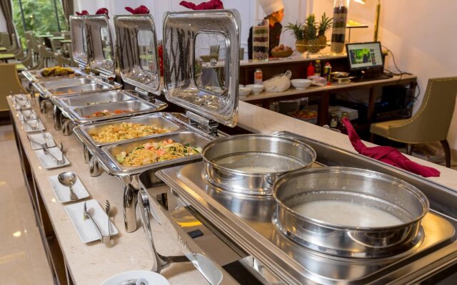 Roliva Hotel & Apartment Danang