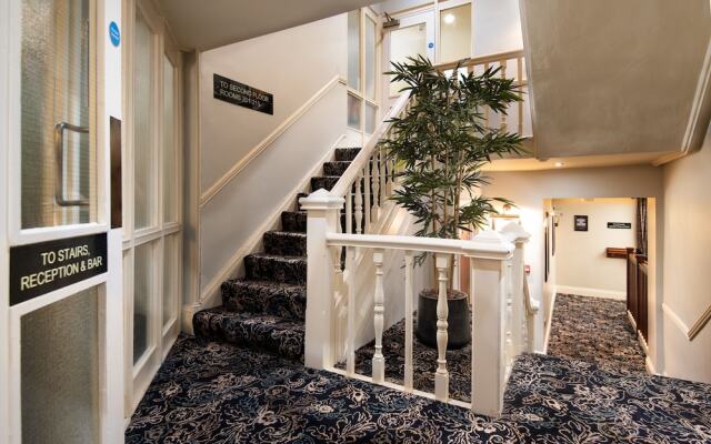 The Ambleside Inn - The Inn Collection Group