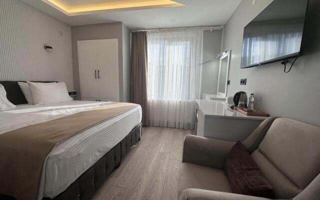 Beyaz Köşk Hotel & Cafe