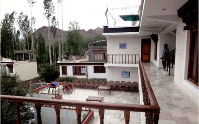 Hotel Holiday Ladakh