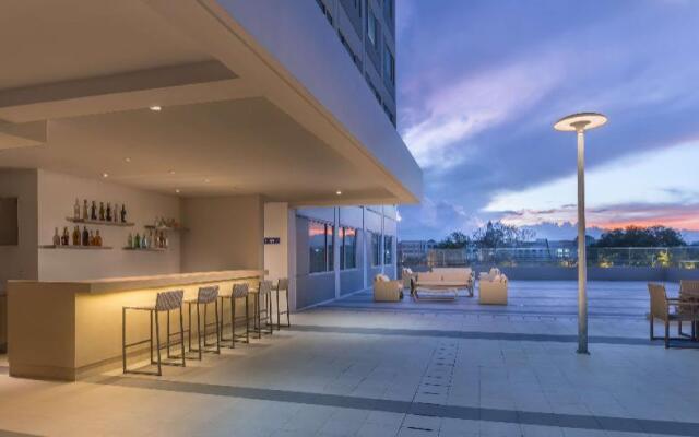 Parkinn by Radisson Iloilo
