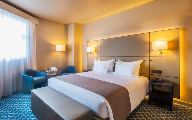 Hotel Dom Henrique Downtown