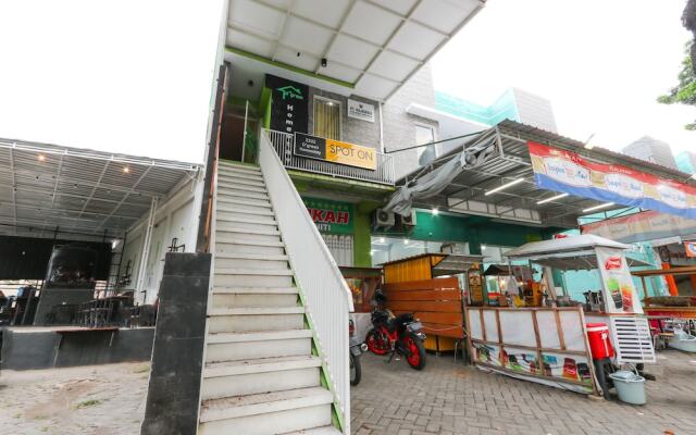 Spot On 2332 D'Green Homestay