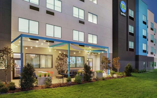 Tru by Hilton Longview