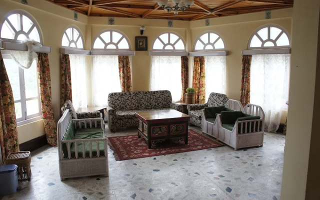 Pemaling Lords Inn Dirang