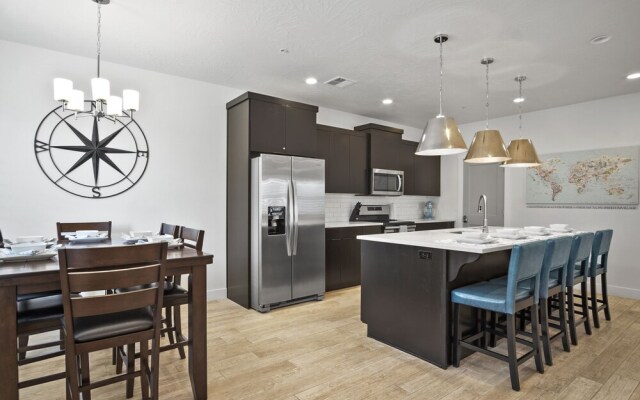 By the Sea Ocean Vibes in the Mountains!