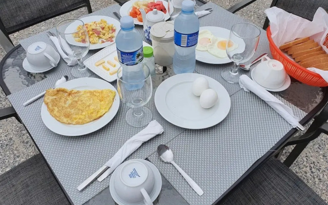 Hostal BAOBAO
