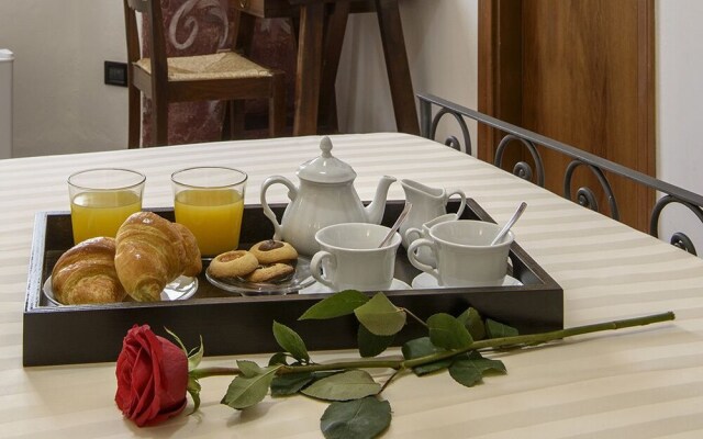 Hotel Porta Marmorea