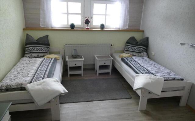 Hüttendorf 49 gradnord