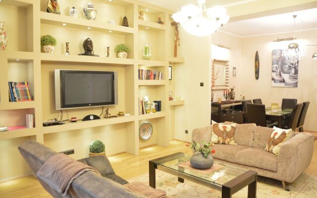 RBNB Apartments - Inner City I.