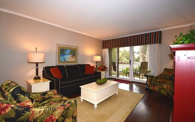 Plantation Club 470 by RedAwning