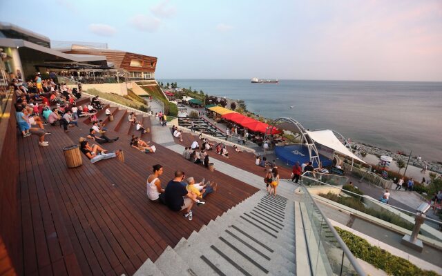 Crowne Plaza Florya Istanbul, an IHG Hotel