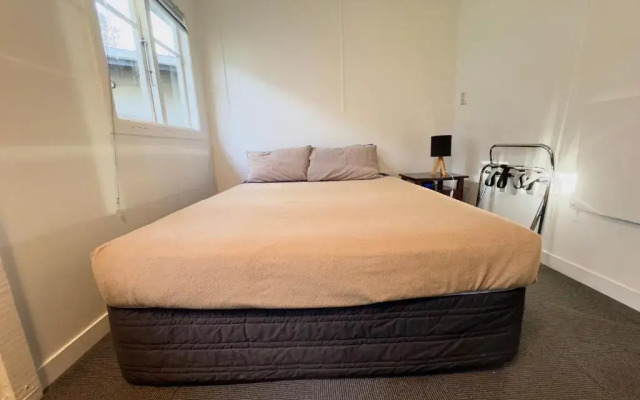 Waiheke Backpackers Hostel