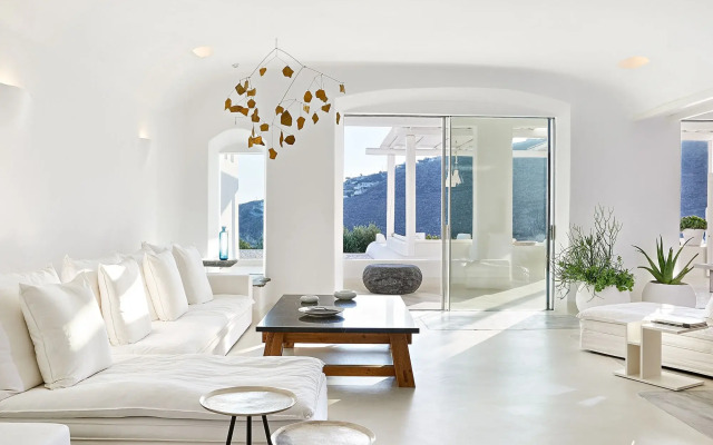 Mykonos Blu, A Grecotel Resort to Live
