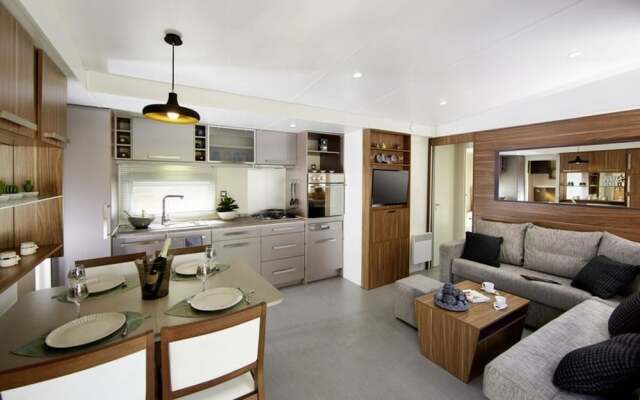 Bungalow With 3 Bedrooms in Saint-brevin-les-pins, With Pool Access, F