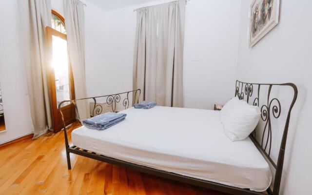 Laguna Villa - Pool, Sauna, Events - at Bazaleti Lake