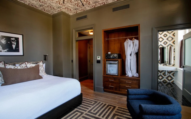 The Bell Athens by Kasa Living