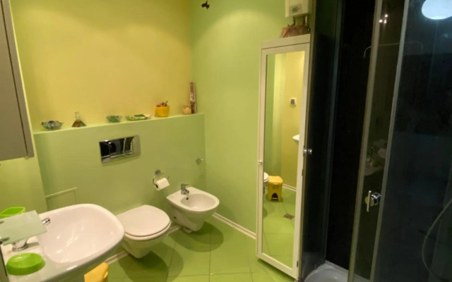 Modern & Central 1BR Apartment with lovely terrace