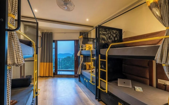 The Hosteller Kasauli