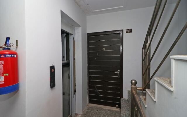 Jaypee Studios by OYO Rooms