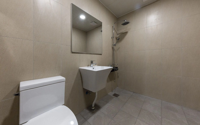 Cheonan Hotel Check-in