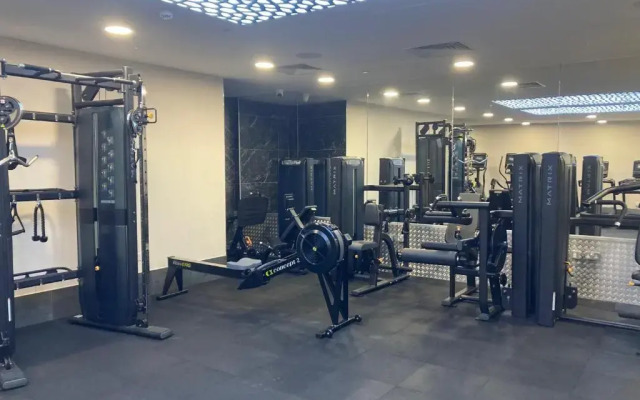 E1 Suites & Spa