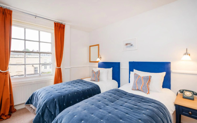Rodney Hotel