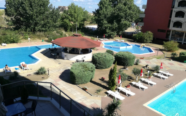Hotel Amfibia Beach