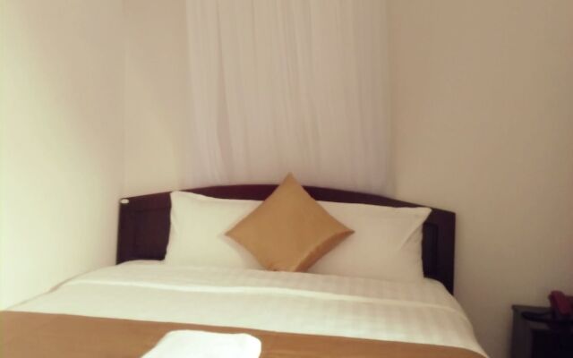 White Horse Hotel & Restaurant