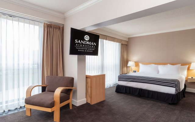 Sandman Signature Vancouver Airport Hotel & Resort