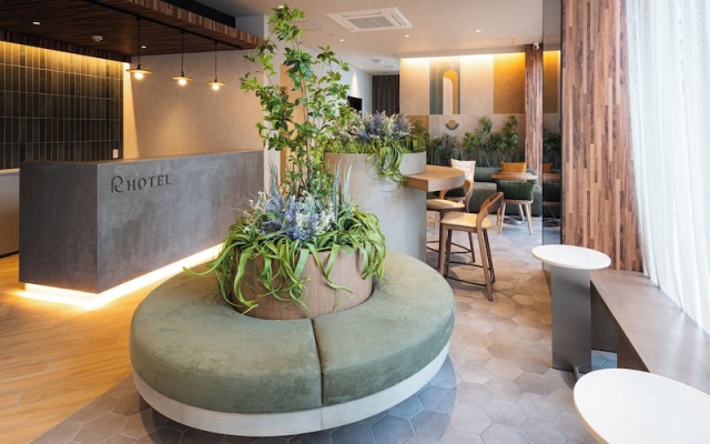 R Hotel Namba East – Lobby – Osaka