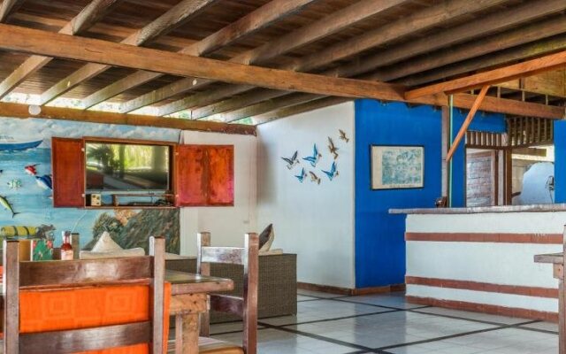 Playa de Oro Lodge