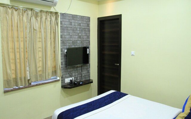 OYO 7790 Hotel Royal Height