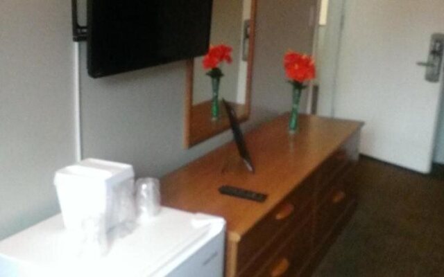 Town House Inn Oneonta