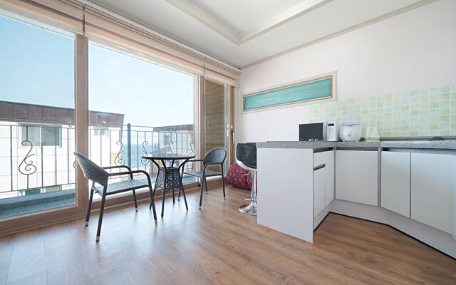 Yeongdeok Etermo Pension