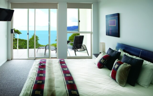 Waters Edge Apartment