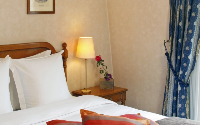 Warwick Reine Astrid - Lyon