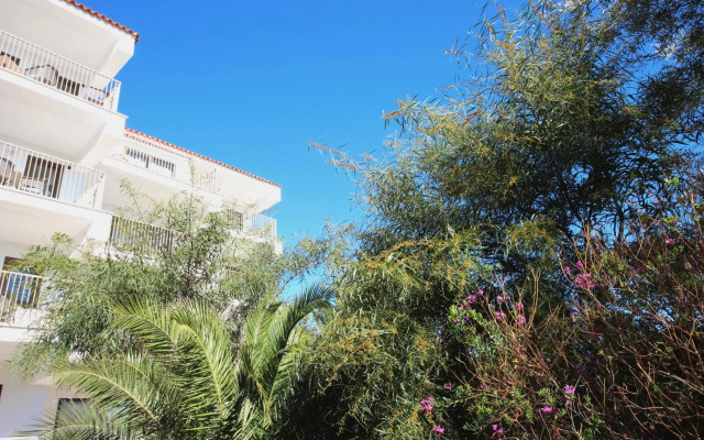 Aparthotel Niu d´Aus
