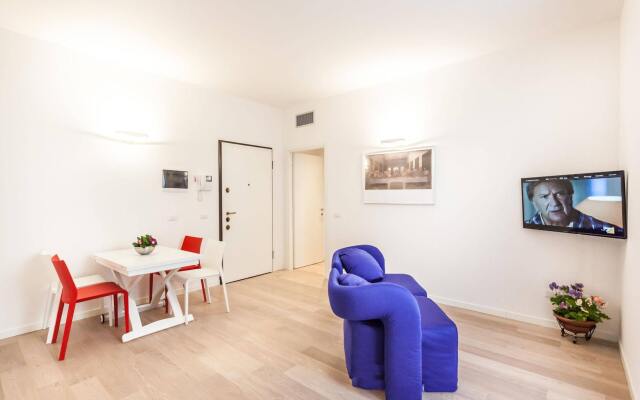 Temporary House - Porta Romana Building