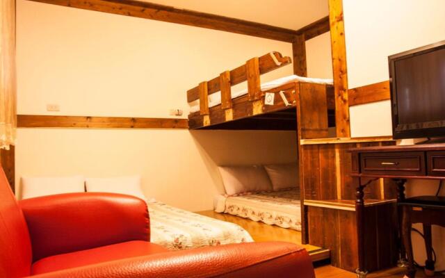 Share B&B